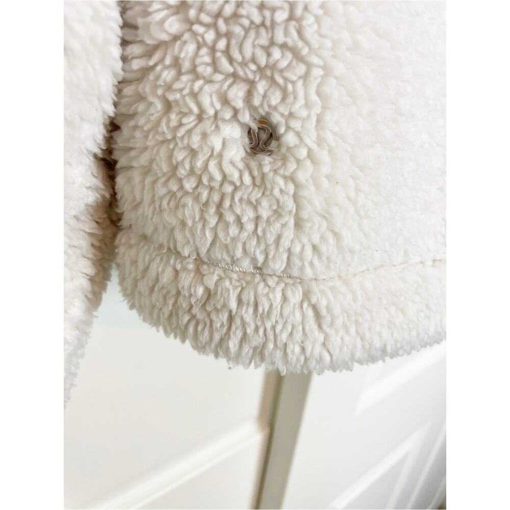 Lululemon Cinchable Zip Fleece Jacket White Opal Sherpa Teddy Bomber Sz L - Picture 8 of 10